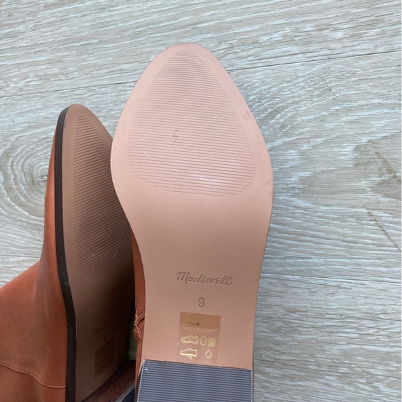 Madewell Everten Ankle Boot - Picture 11 of 16